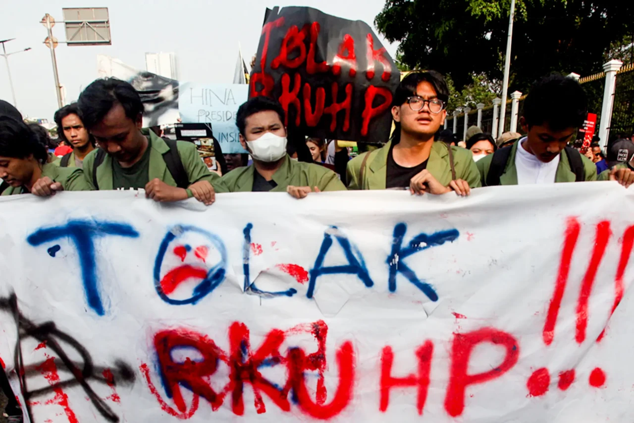 Aksi Mahasiswa Tolak...