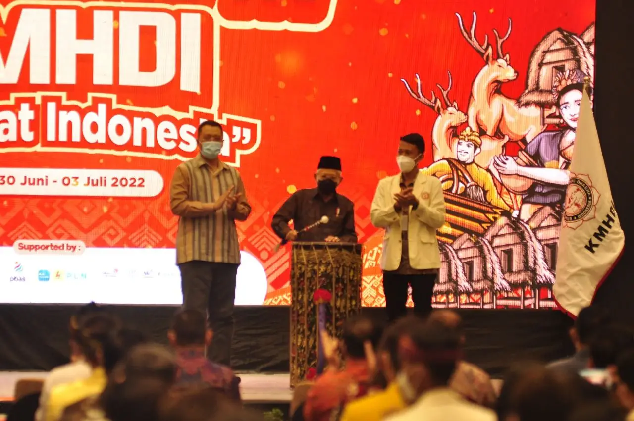 Dibuka oleh Wakil Presiden...