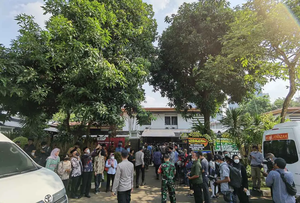 Rumah Duka Tjahjo Kumolo...