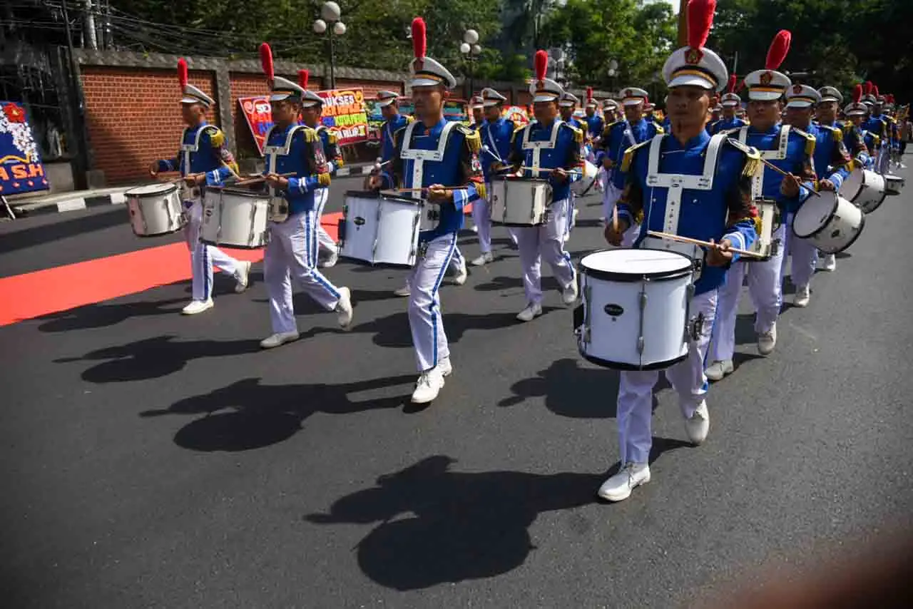 Pawai Budaya Meriahkan...