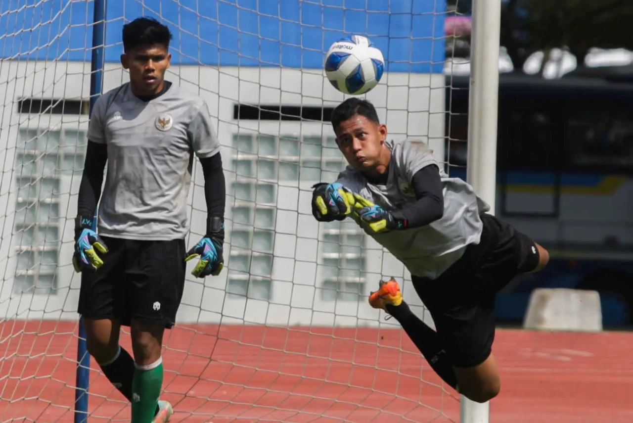 Melihat Latihan Timnas...