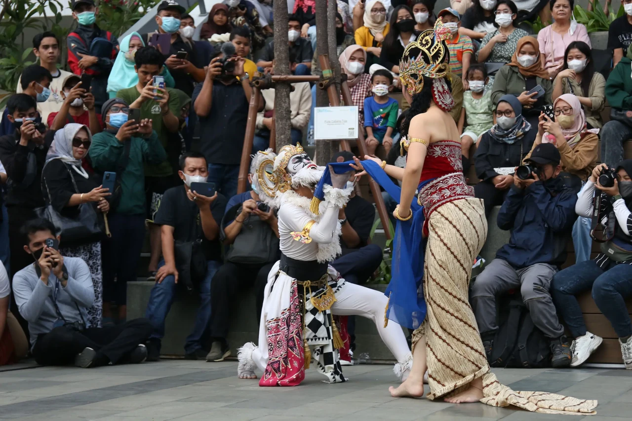 Pementasan Seni Budaya...