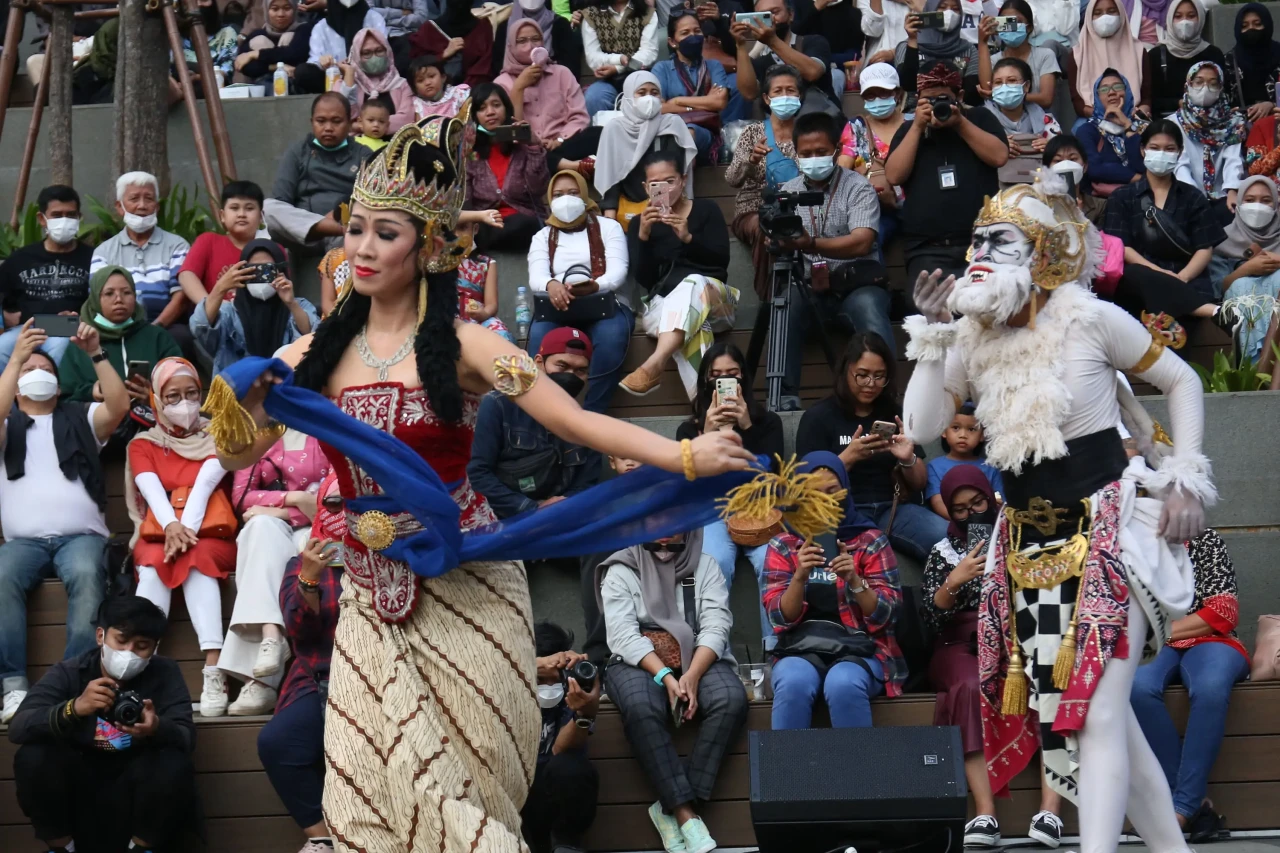 Pementasan Seni Budaya...