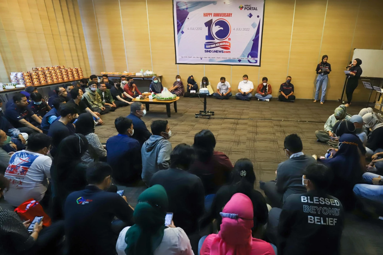 Bertajuk Senyawa Kolaborasi,...