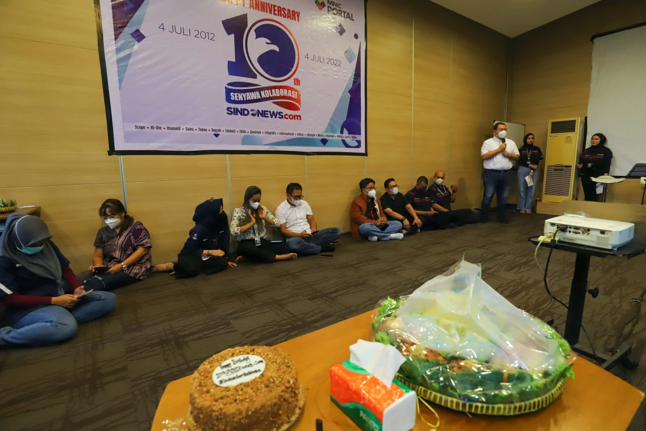 Bertajuk Senyawa Kolaborasi,...