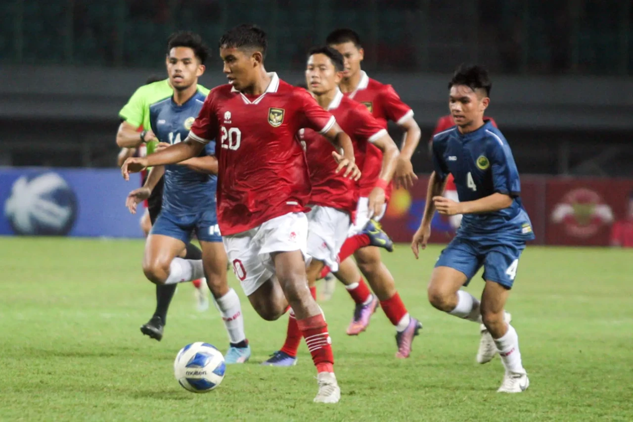 Potret Aksi Garuda Muda...