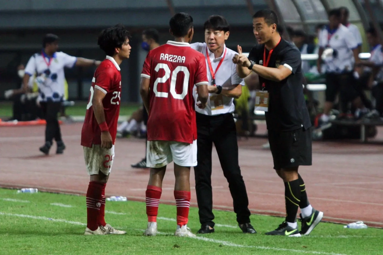 Potret Aksi Garuda Muda...