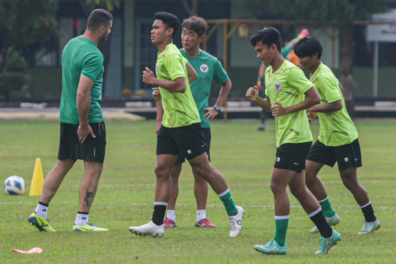 Jelang Lawan Thailand,...