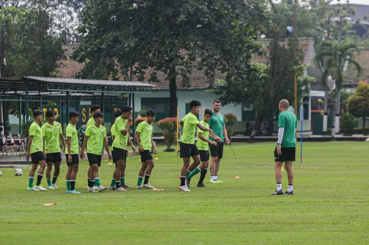 Jelang Lawan Thailand,...