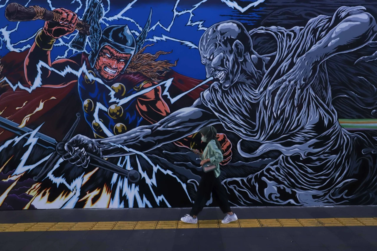Mural Bertema Thor Hiasi...