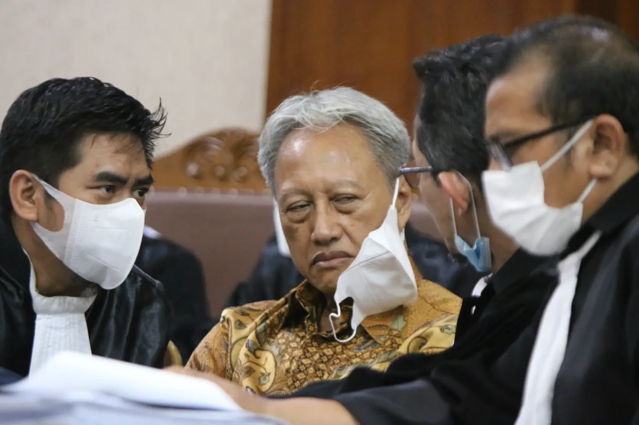 Dirut Pindad Abraham...