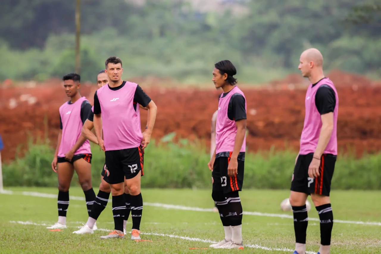 Mengintip Latihan Persija...