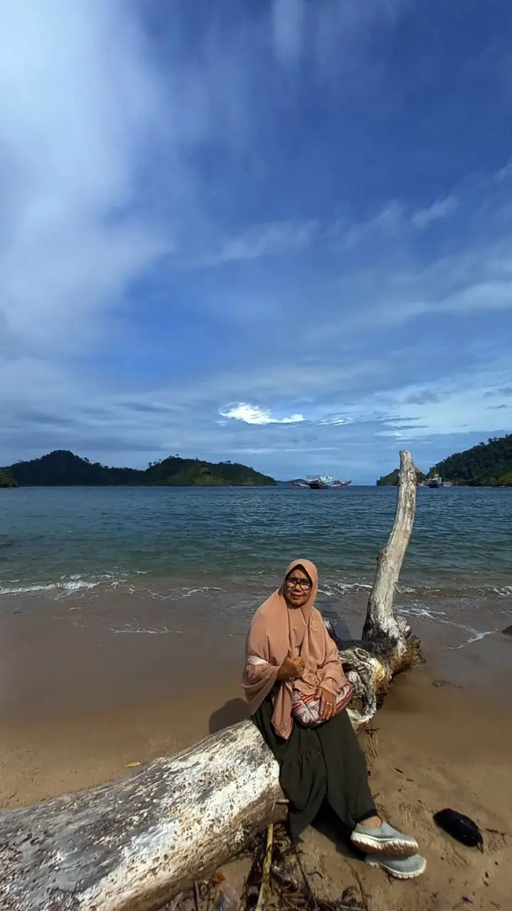 Bak Raja Ampatnya Papua,...