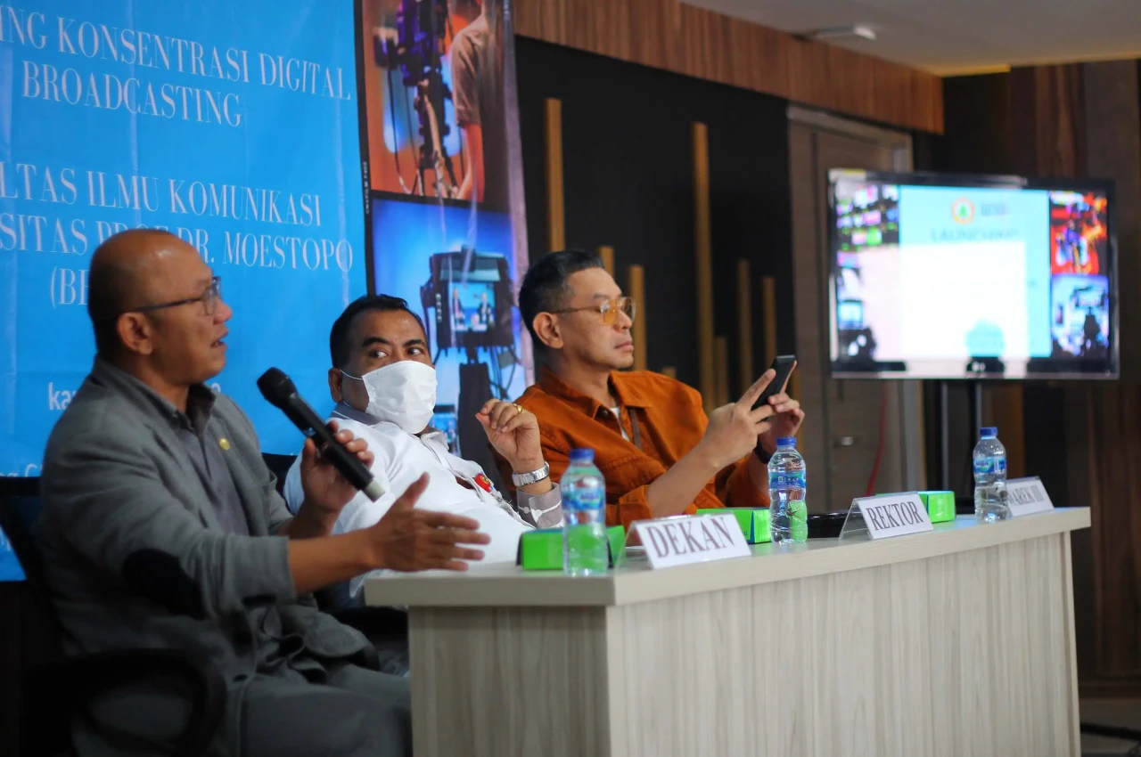 Peluncuran Digital Broadcasting...