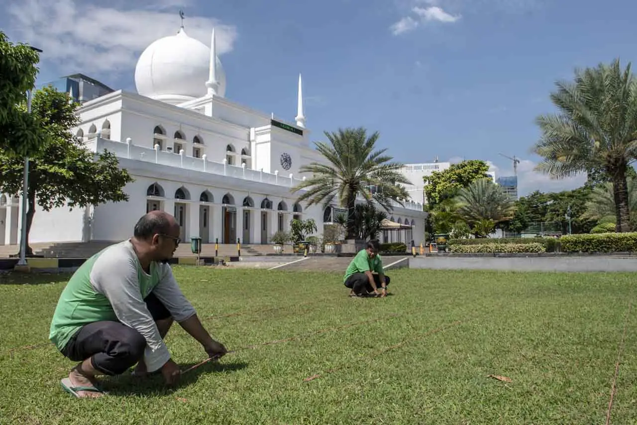 Persiapan Salat Idul...