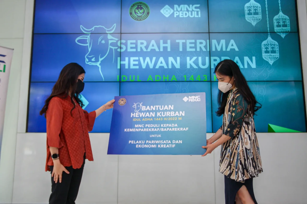 Melalui Kemenparekraf,...