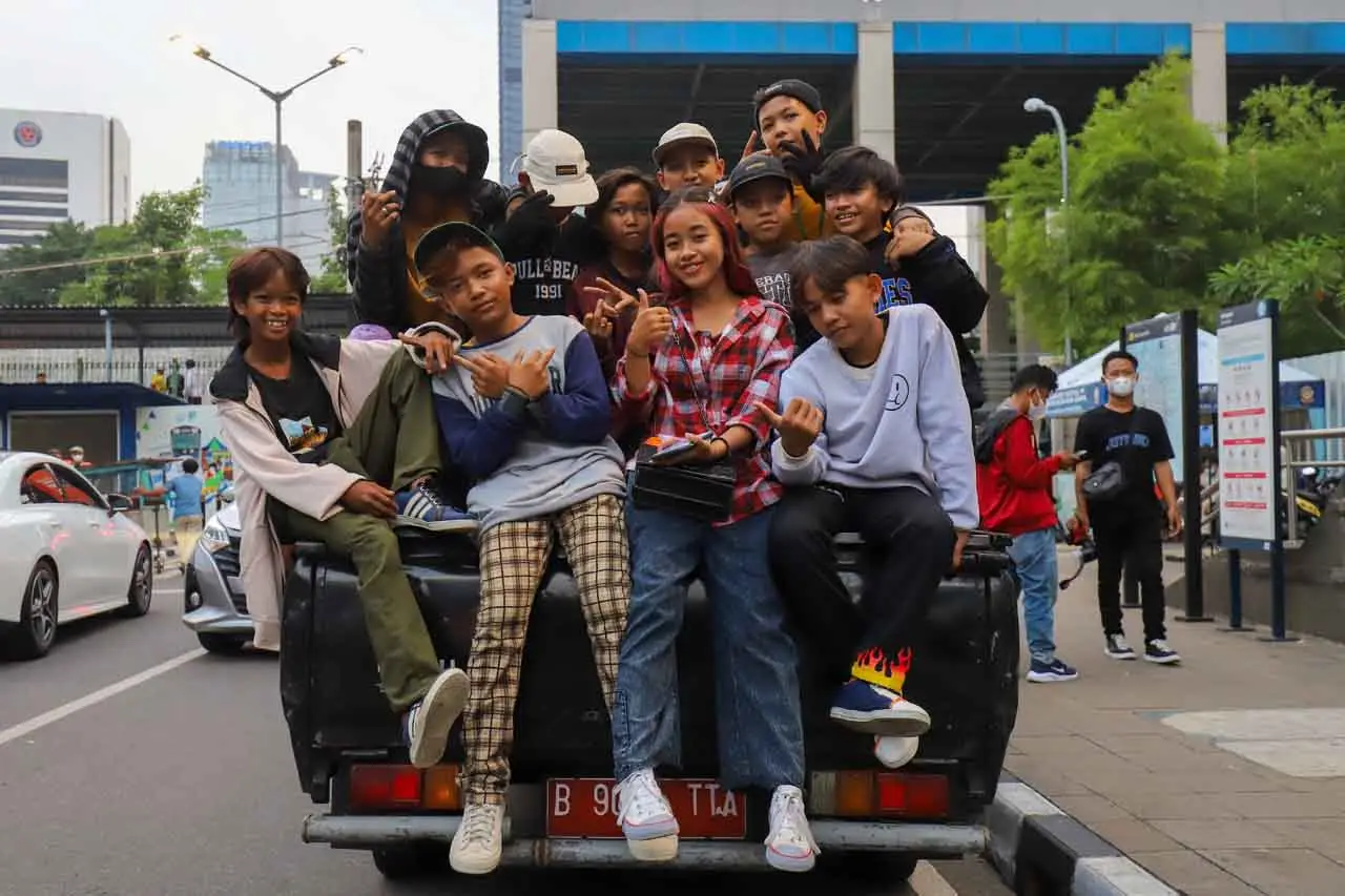 Potret Adu Gaya Anak...