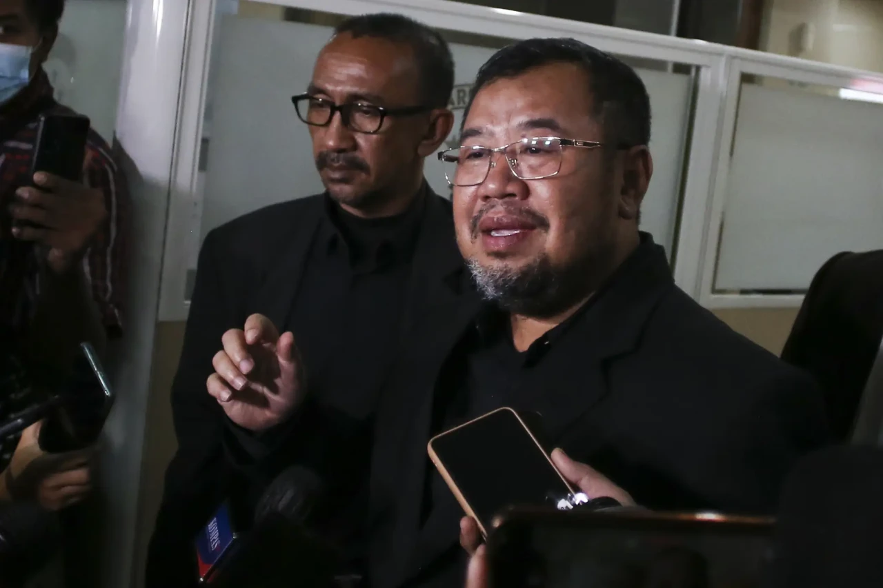Eks Presiden ACT Diperiksa...