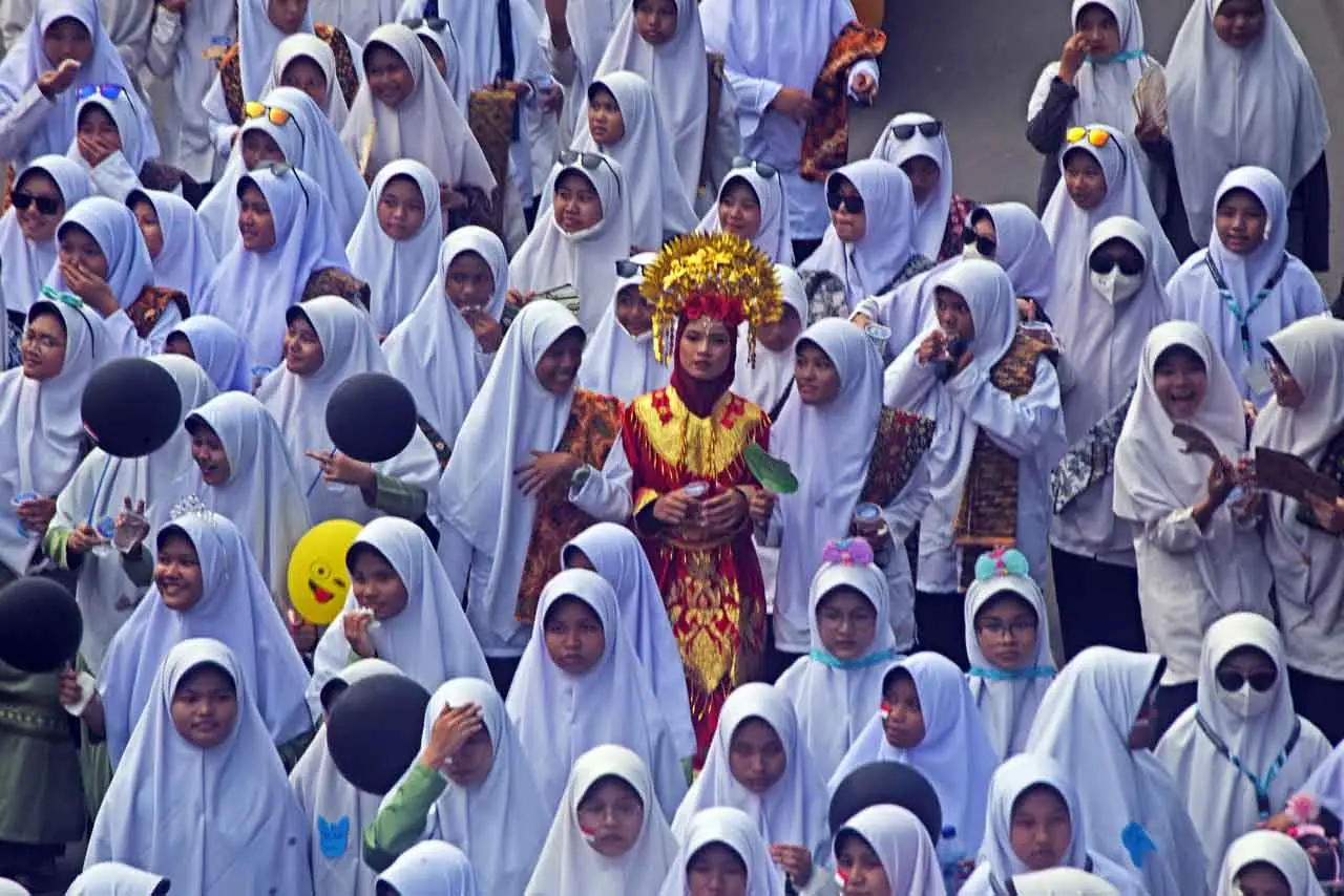 Pawai Taaruf Santri...