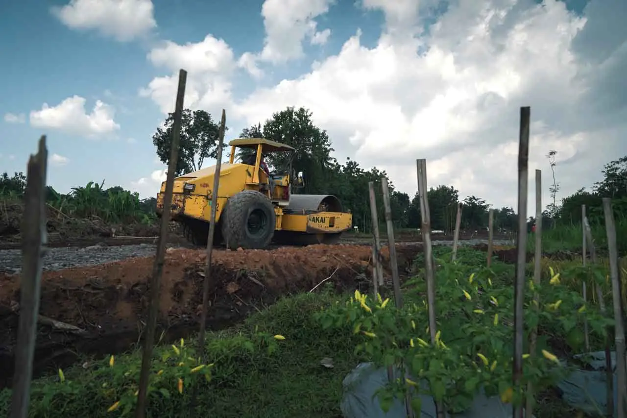 Pembangunan Tol Yogya-Bawen...