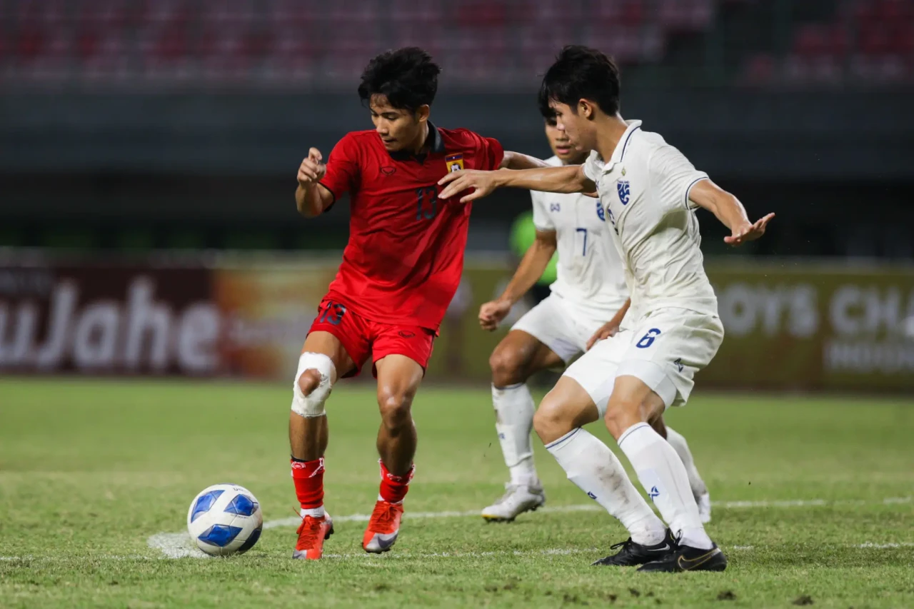 Singkirkan Thailand,...