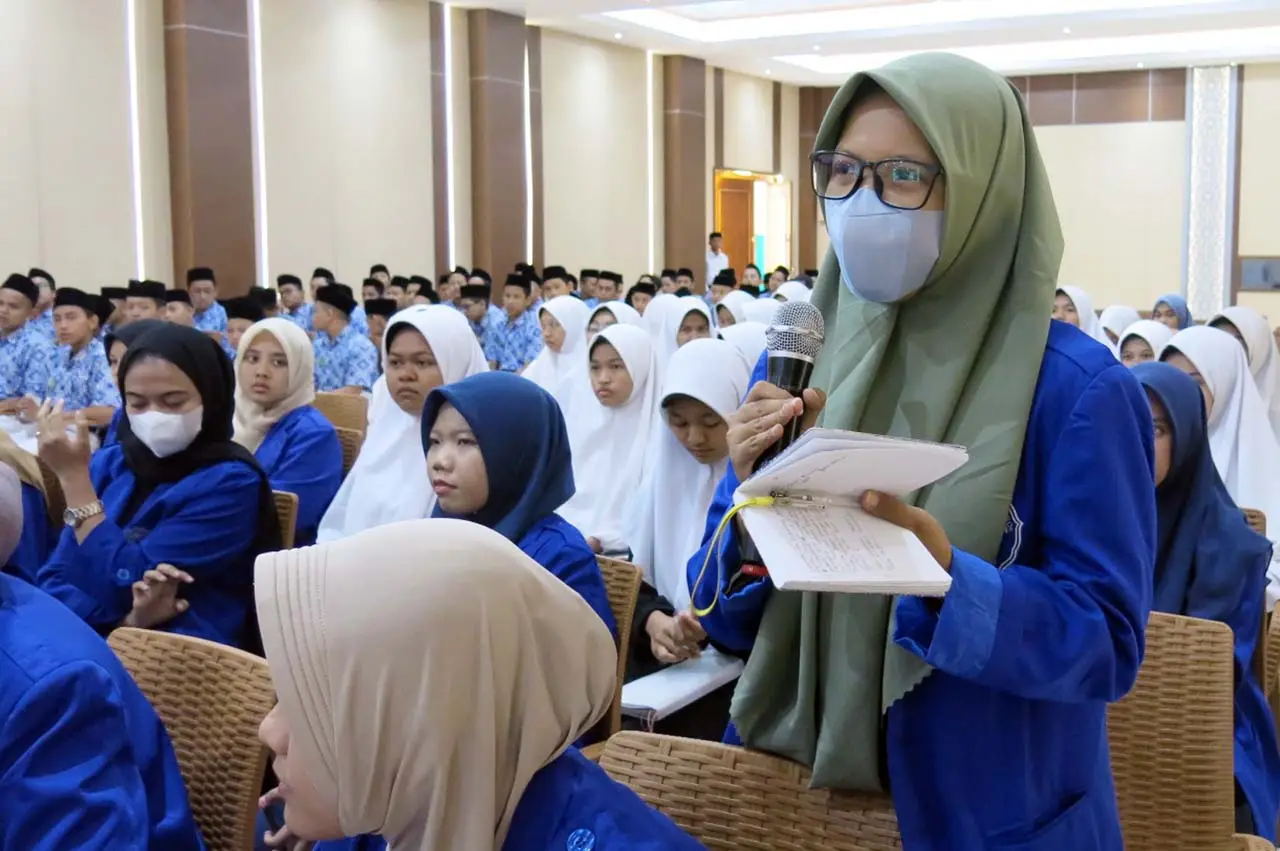 SINDOnews Goes to Pesantren...