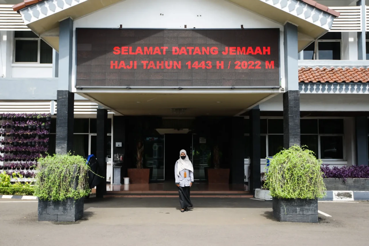 Asrama Haji Pondok Gede...