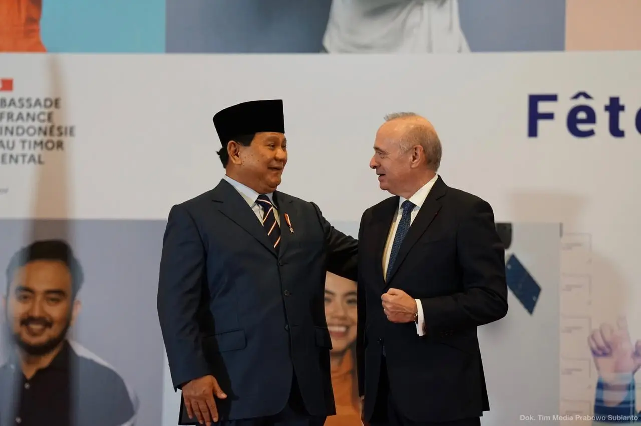 Hadiri Perayaan Hari...