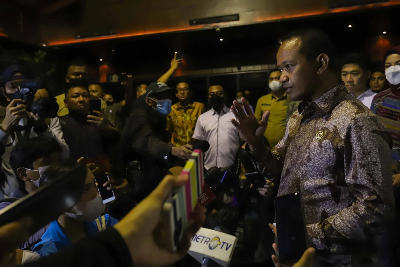 Menteri Bahlil Sambangi...