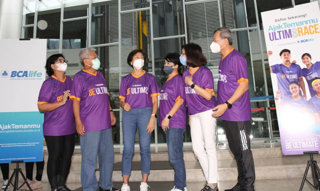 Hari Jadi ke-8, BCA...