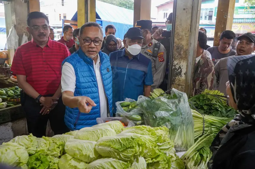 Mendag Zulkifli Hasan...