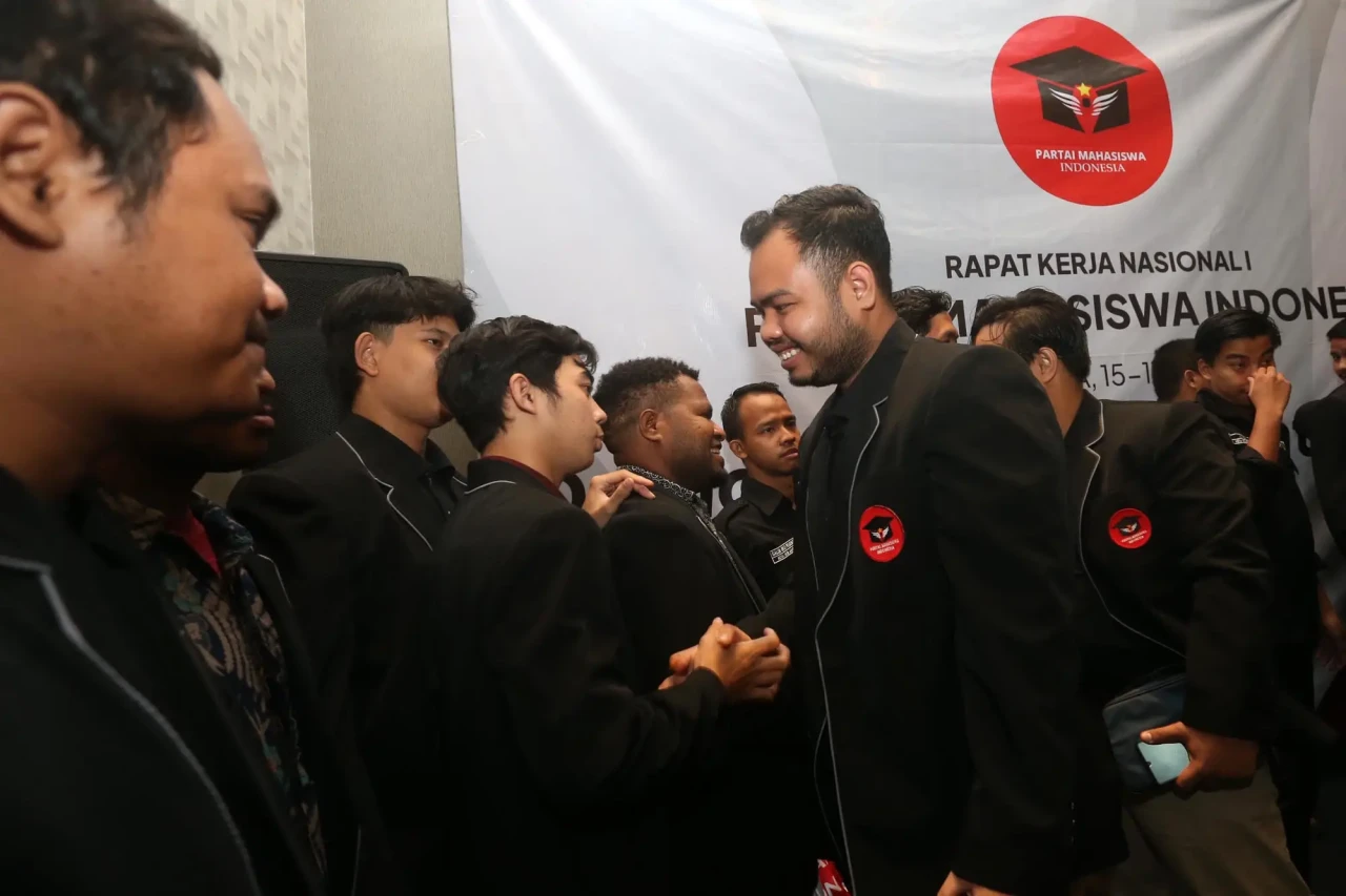 Rakernas Perdana di...