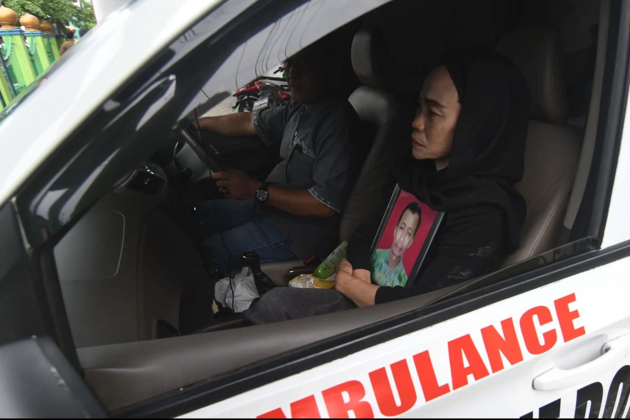 Pemakaman Supir Pribadi...
