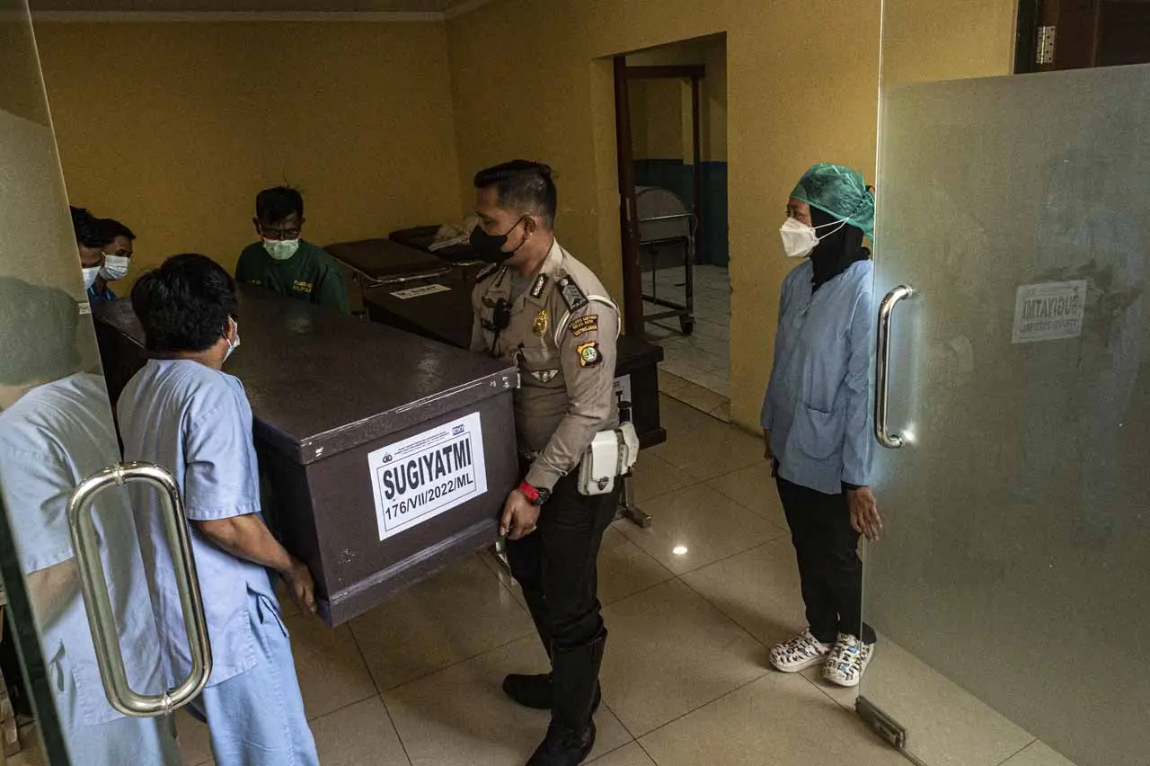 Jenazah Korban Kecelakaan...