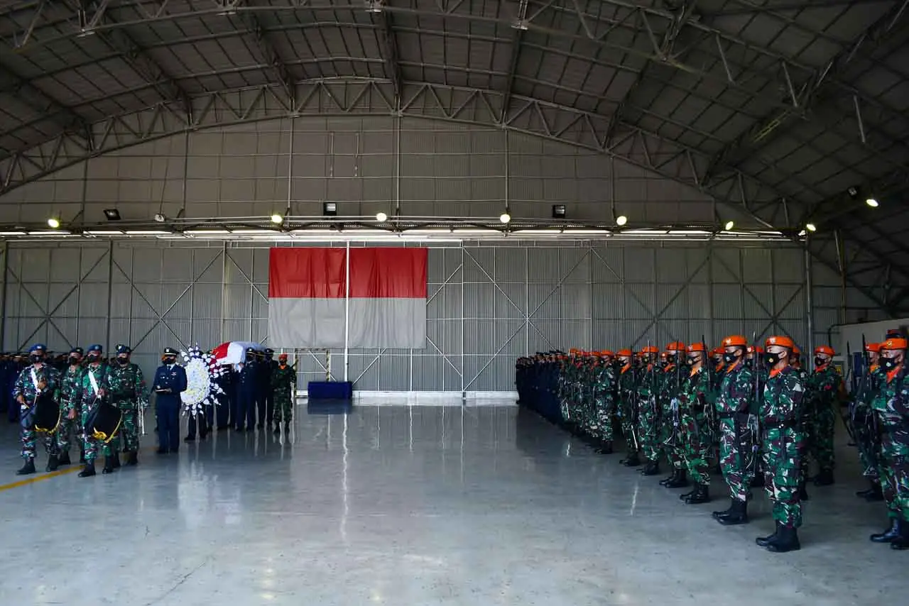 Jenazah Penerbang Pesawat...