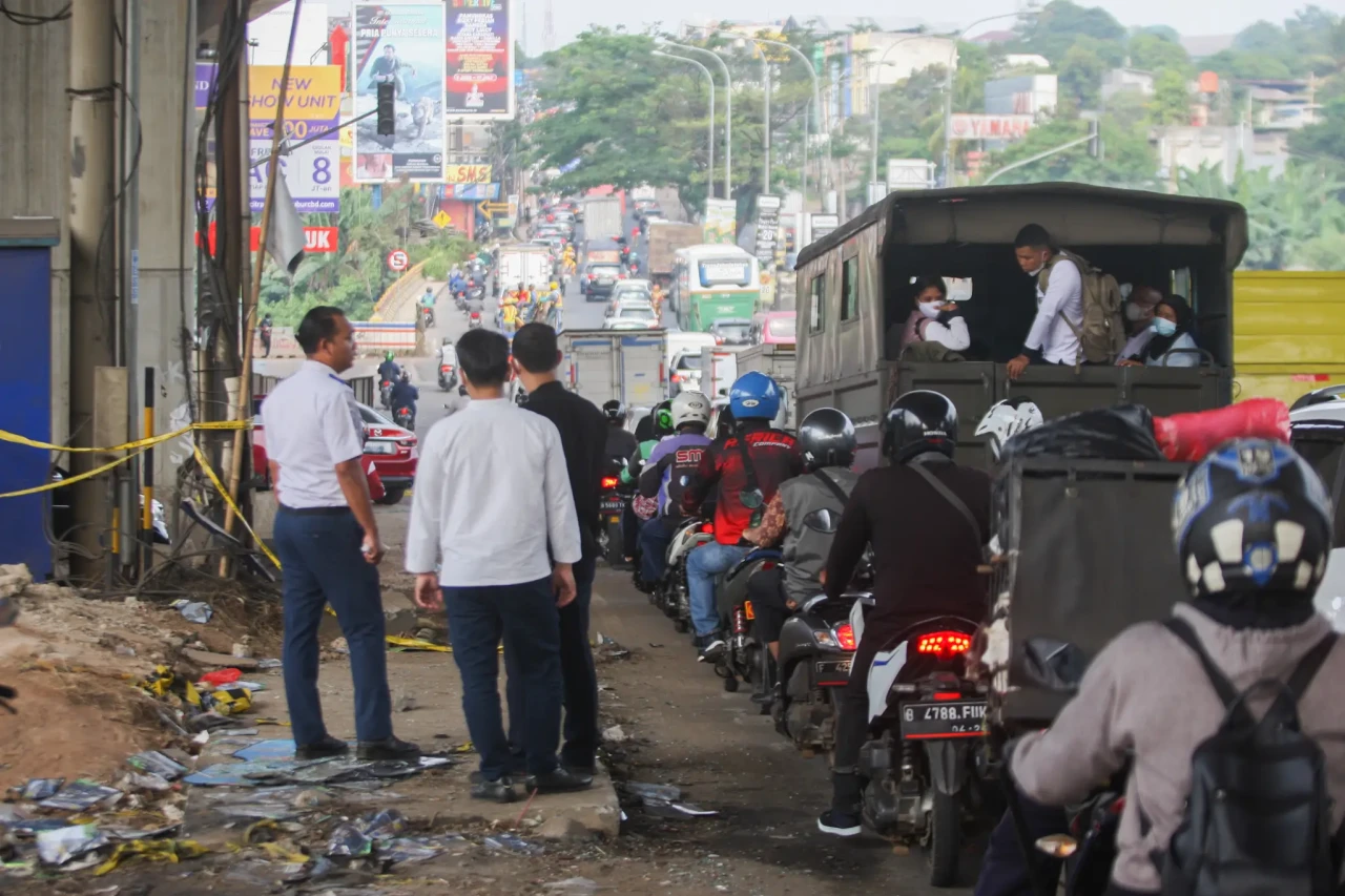 U-Turn Simpang Cibubur...