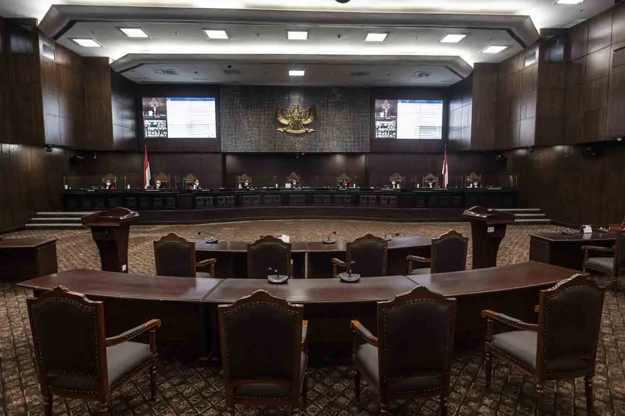 Tok! MK Tolak Legalisasi...