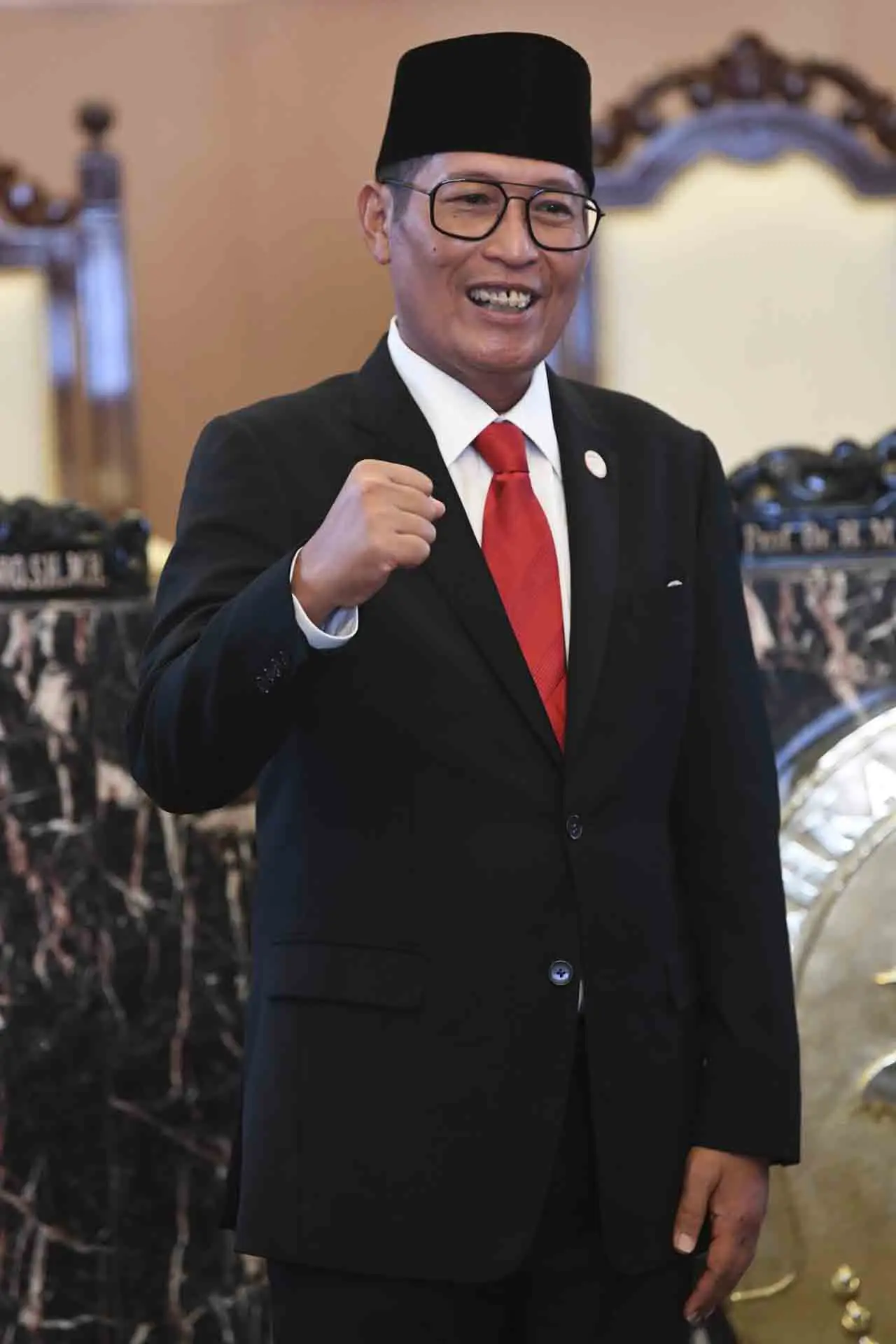 Potret 9 Anggota Dewan...