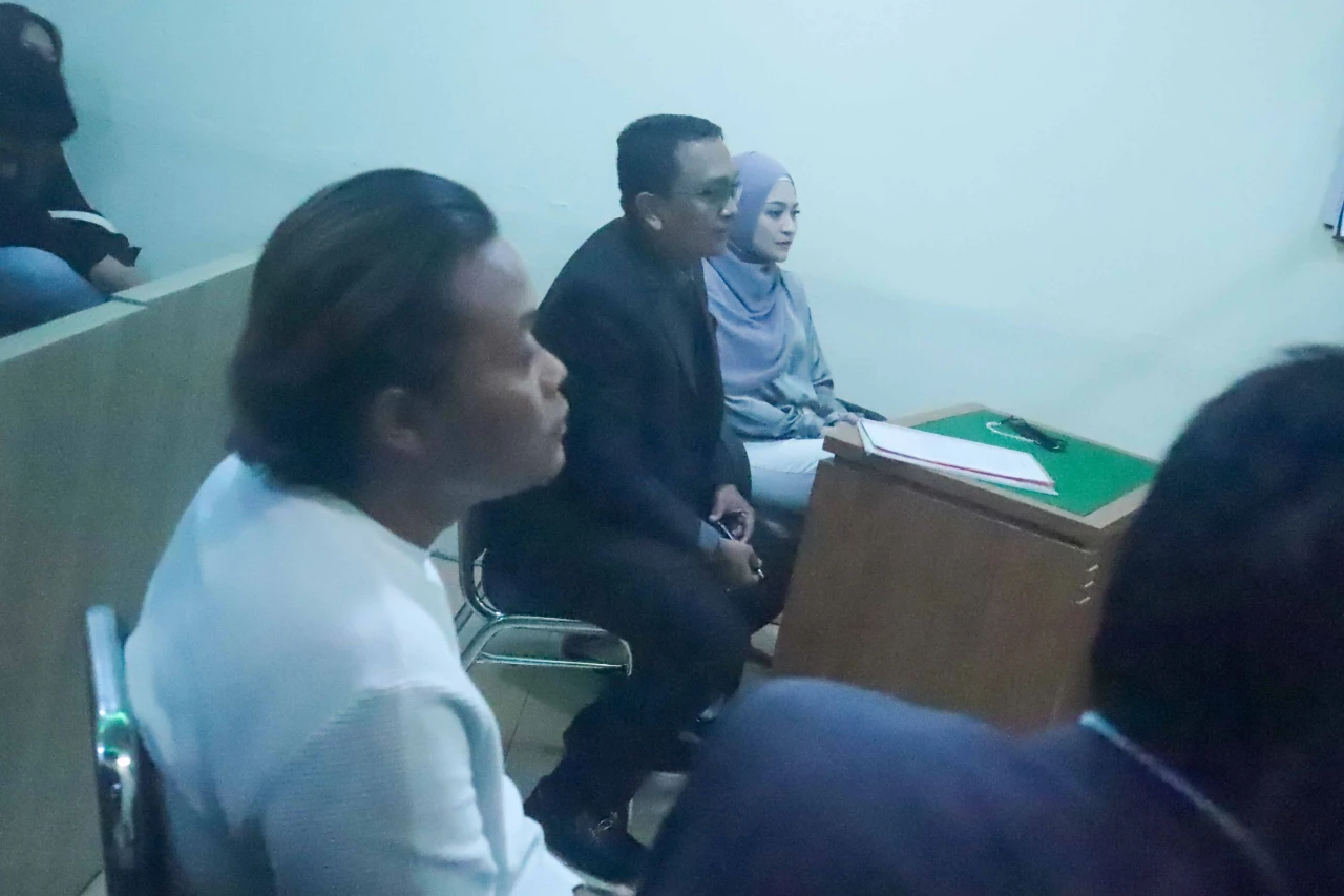 Sule dan Nathalie Holscher...