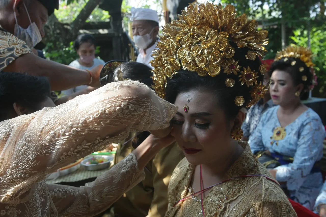 Potret Upacara Pawiwahan...