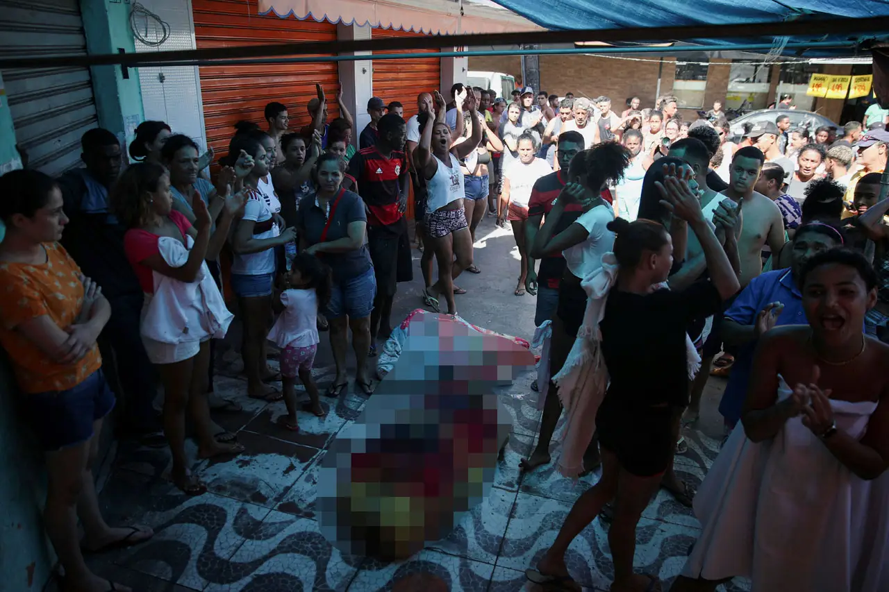 Rio de Janeiro Mencekam,...