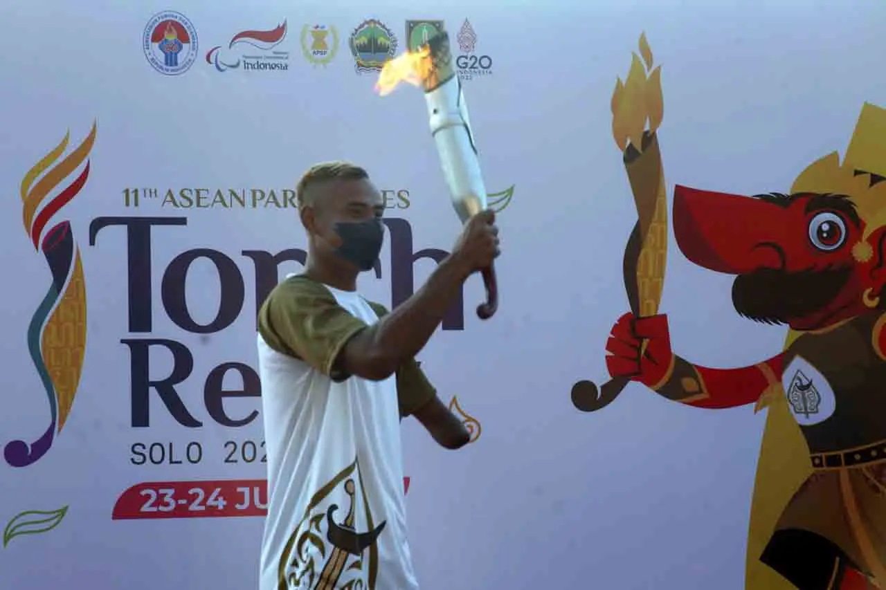 Pawai Obor Asean Para...