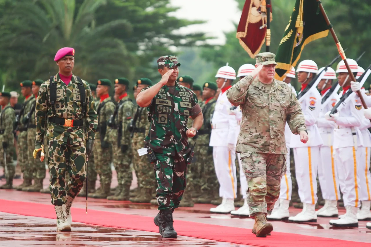 Andika Perkasa Terima...