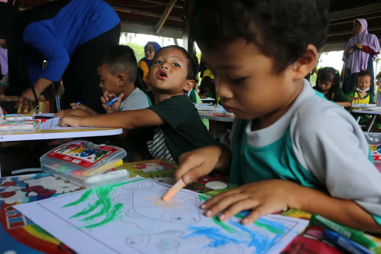 Peringatan Hari Anak...