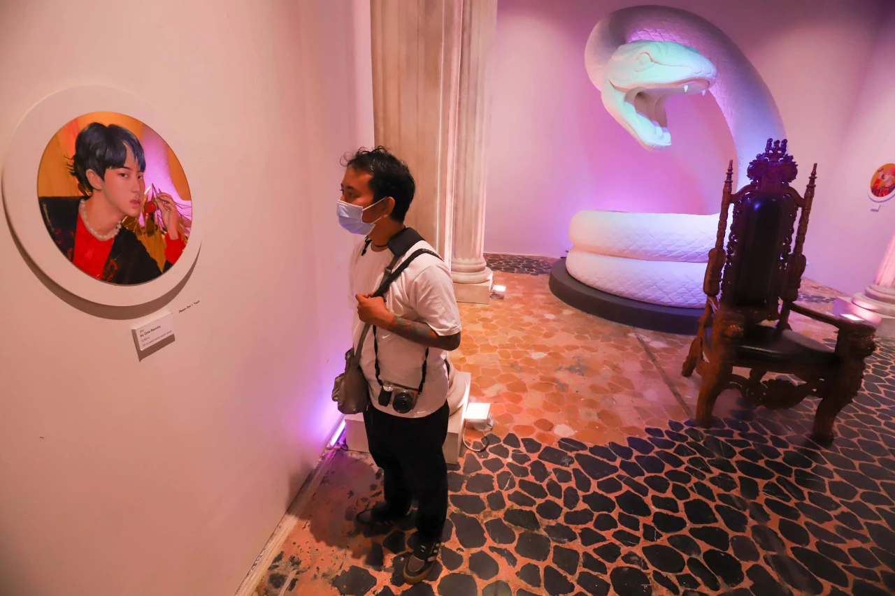 Mengunjungi Pameran...