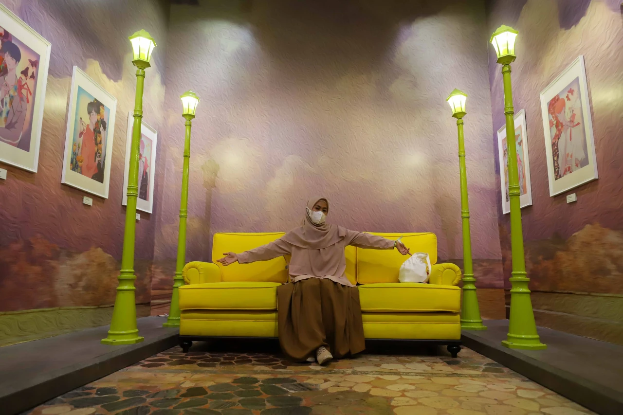 Mengunjungi Pameran...