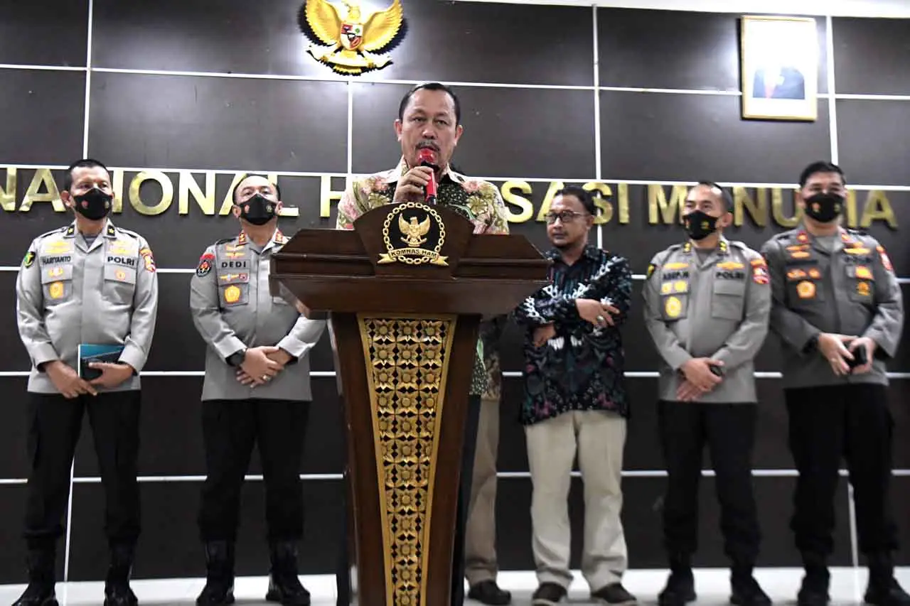 Komnas HAM Panggil Tim...