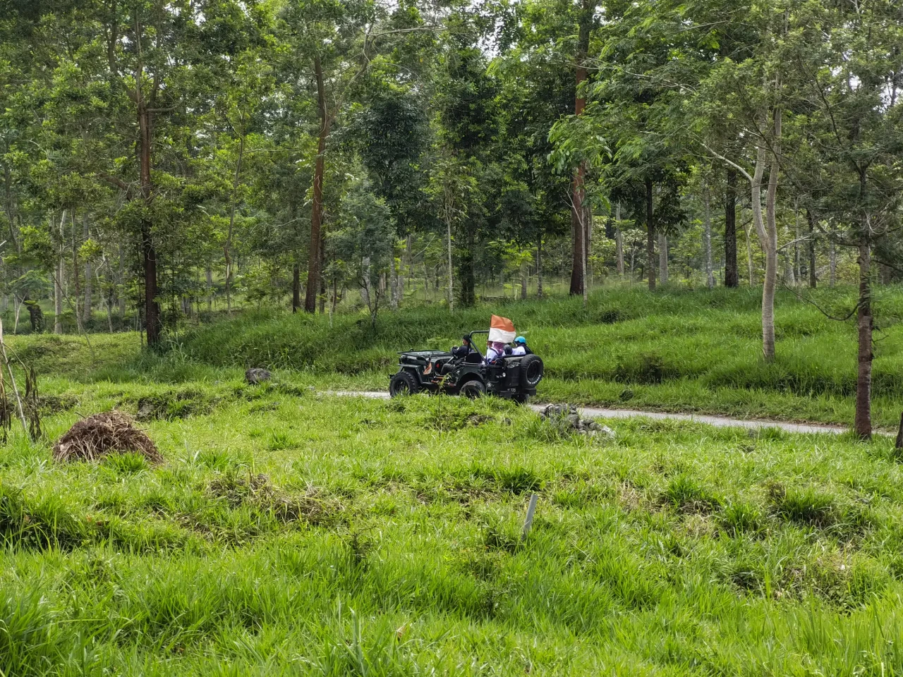 Menikmati Wisata Ekstrem...