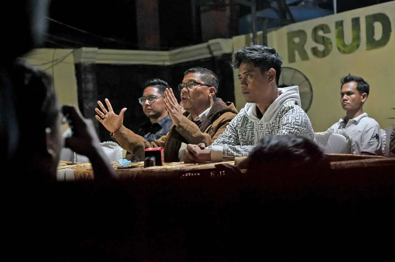Tuntutan Kuasa Hukum...