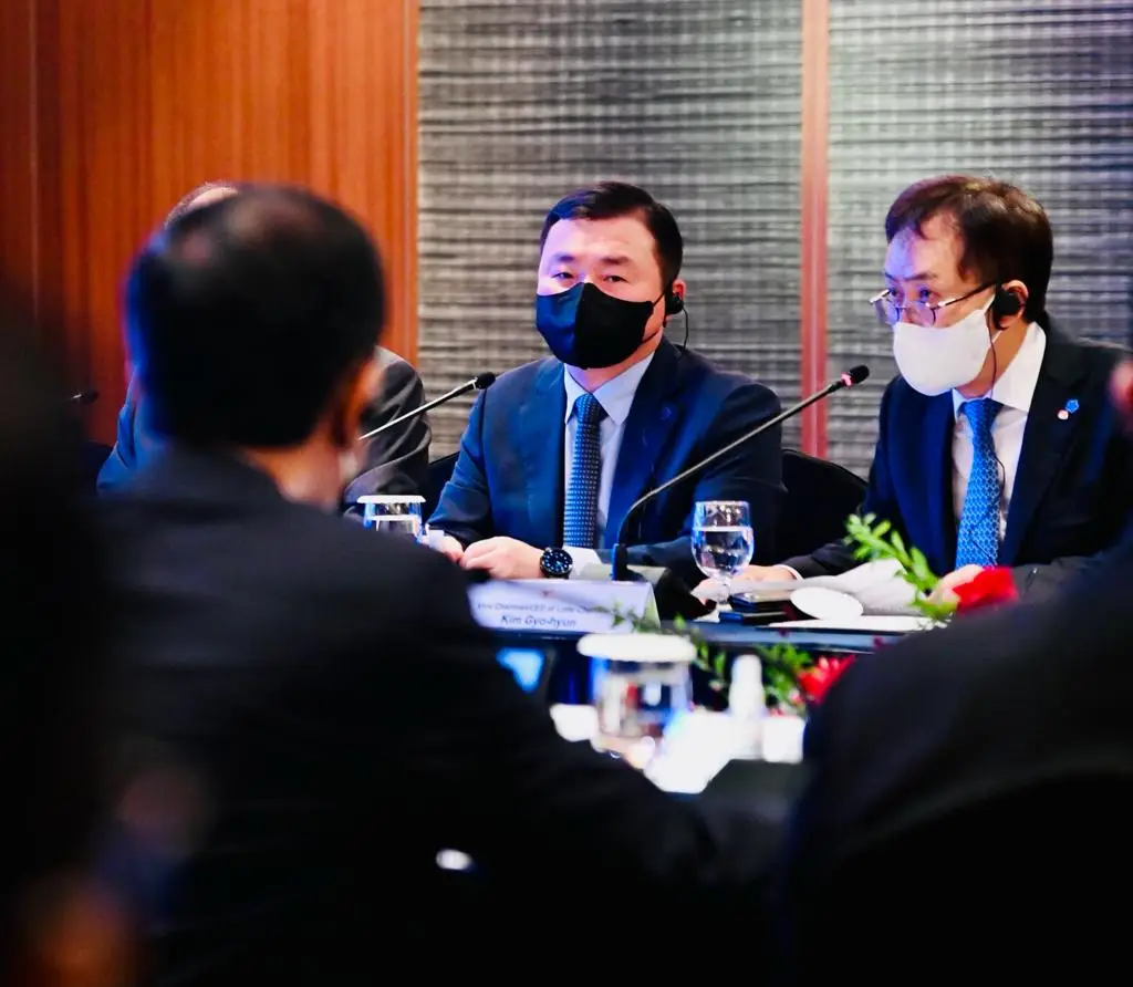 Bertemu CEO Korea Selatan,...